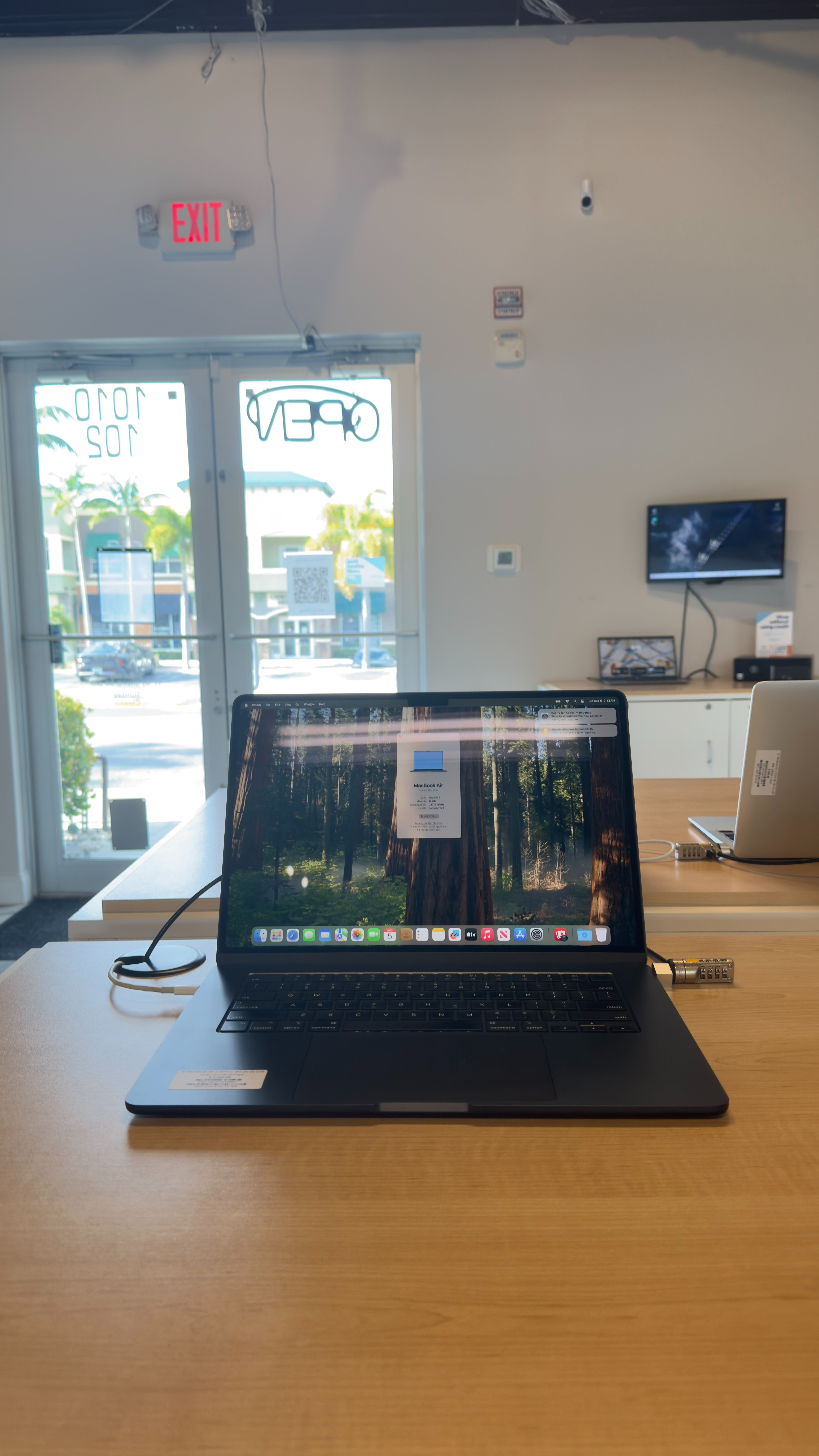  2024 15” MacBook Air M3 – 16GB / 512GB – Midnight