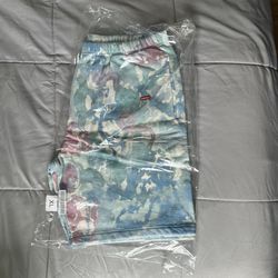 Supreme (Season 21) Box logo Sweatshort, Size XL