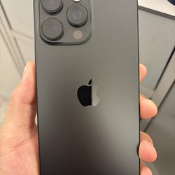 iPhone 16 Pro Max Unlocked 