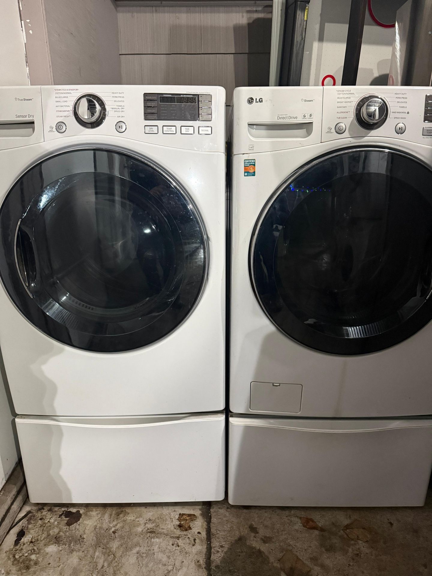 LG Washer And dryer
