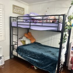 Black Bunk Bed 