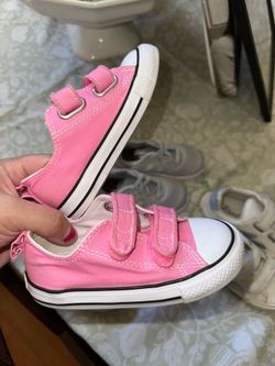 6 pairs of gently used-like new kid shoes