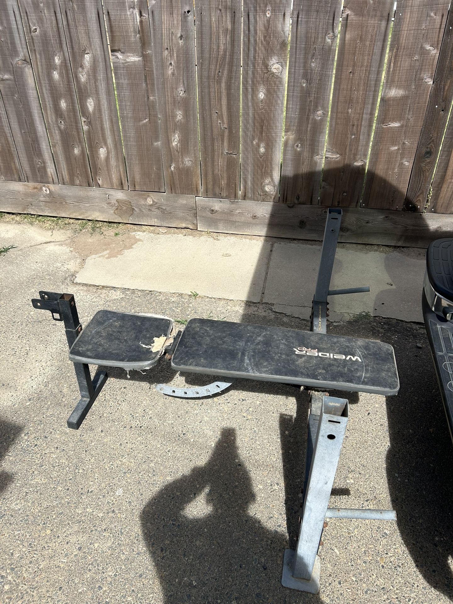 Bench (flat/incline) W/ Bar and Weighted Plalates