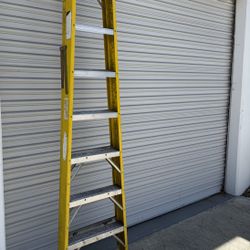 WERNER 8 FT LADDER
