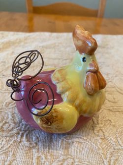 Small ceramic Rooster with metal tail feathers. 4 x 4 inches. Farmhouse / cottage / country.