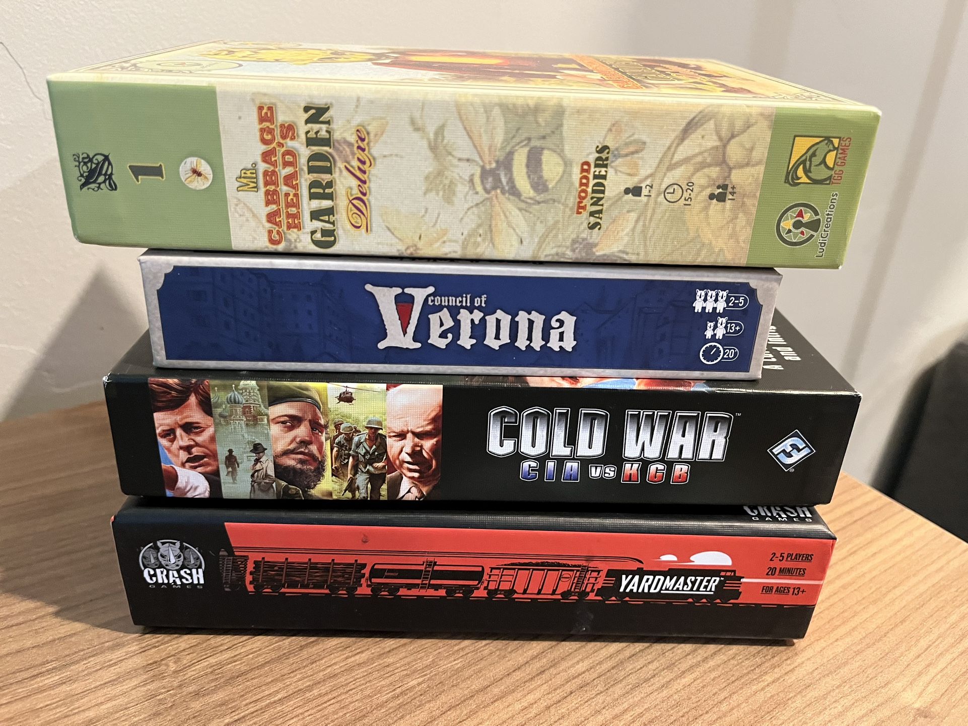 4 Awesome Small Board Games - Like New
