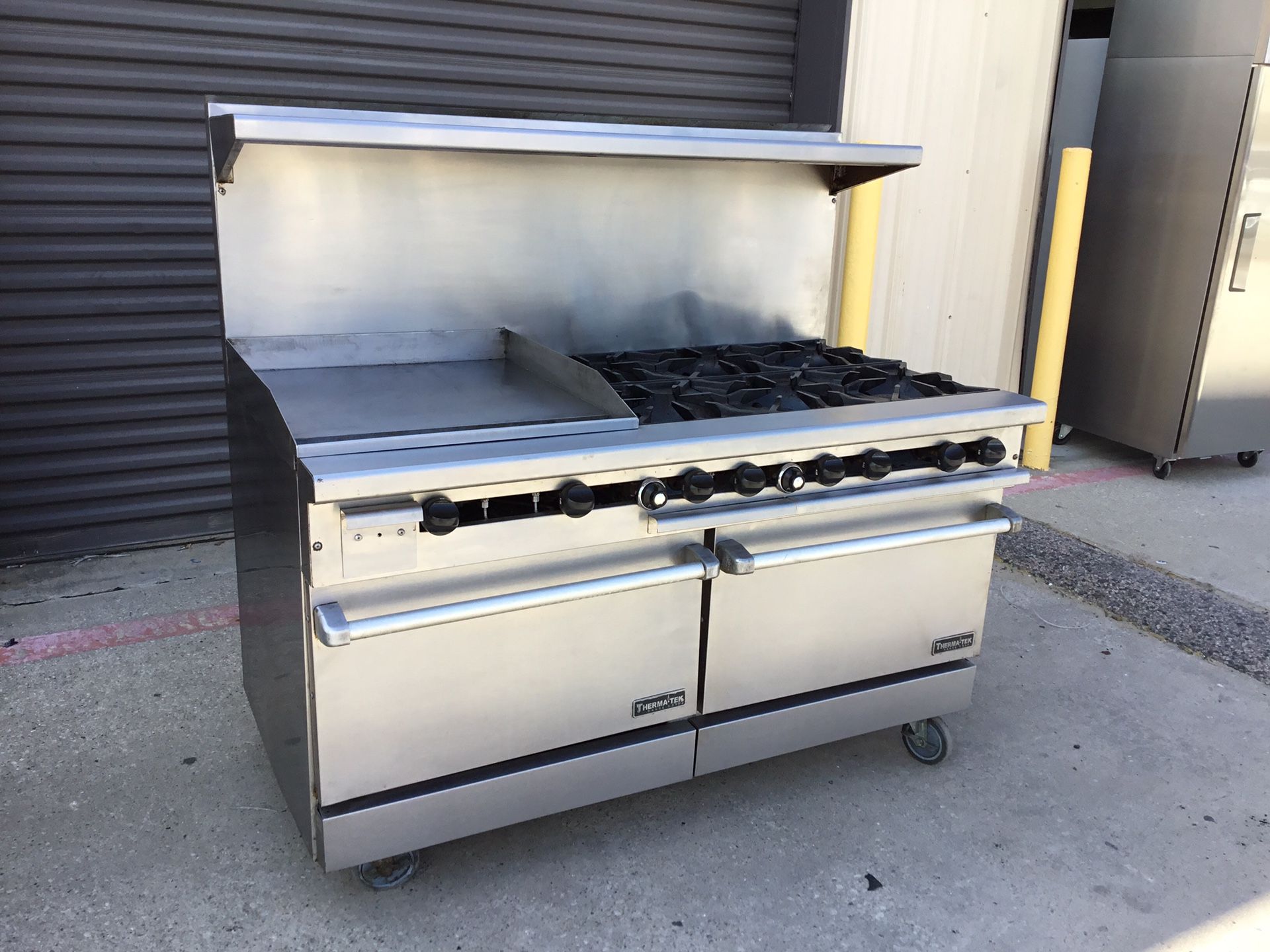 THERMATEK TMD6024G62 60” GAS RANGE W/ 24" GRIDDLE, 6 BURNERS, 2