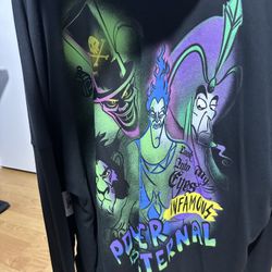 Villains Sweater Size L NWT
