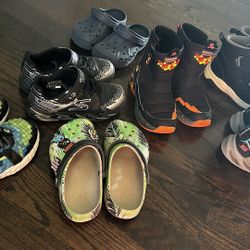 7 Shoes For Boy, Size 2