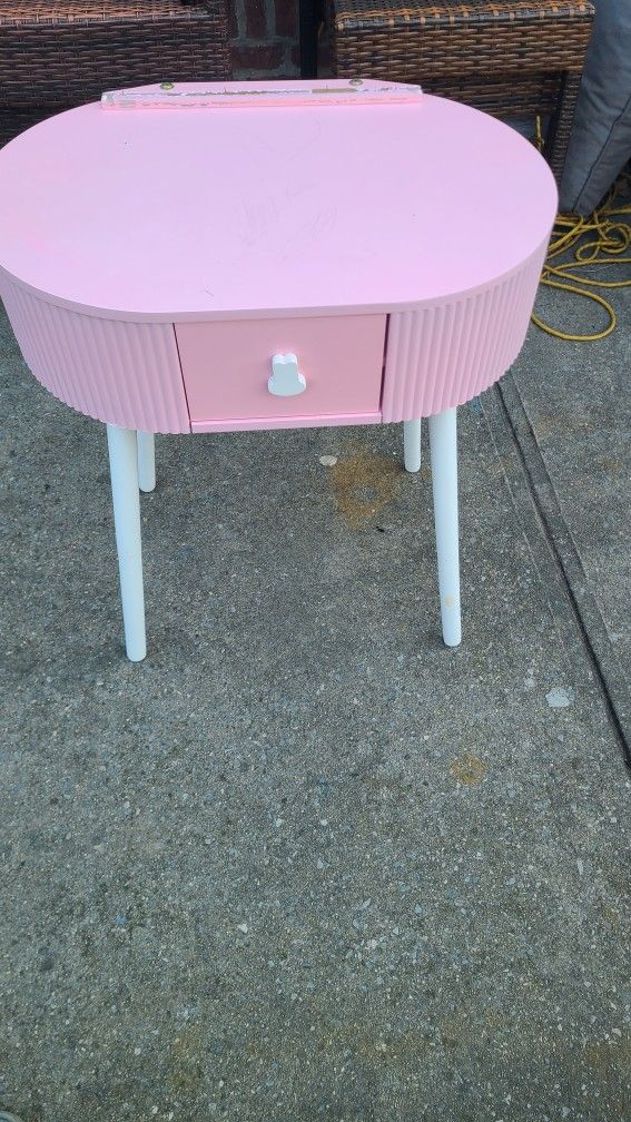 Pink Vanity Table with Drawer