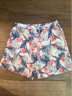 3 tropical 🌴 beach shorts for men XL, 38, and 40. Take all for $45