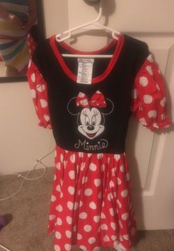 Minnie Mouse costume size Children’s medium