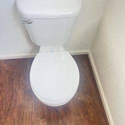 Free Toilet 