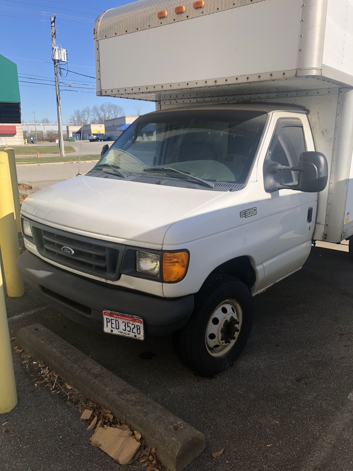 2003 Ford E350 15’ Box Truck