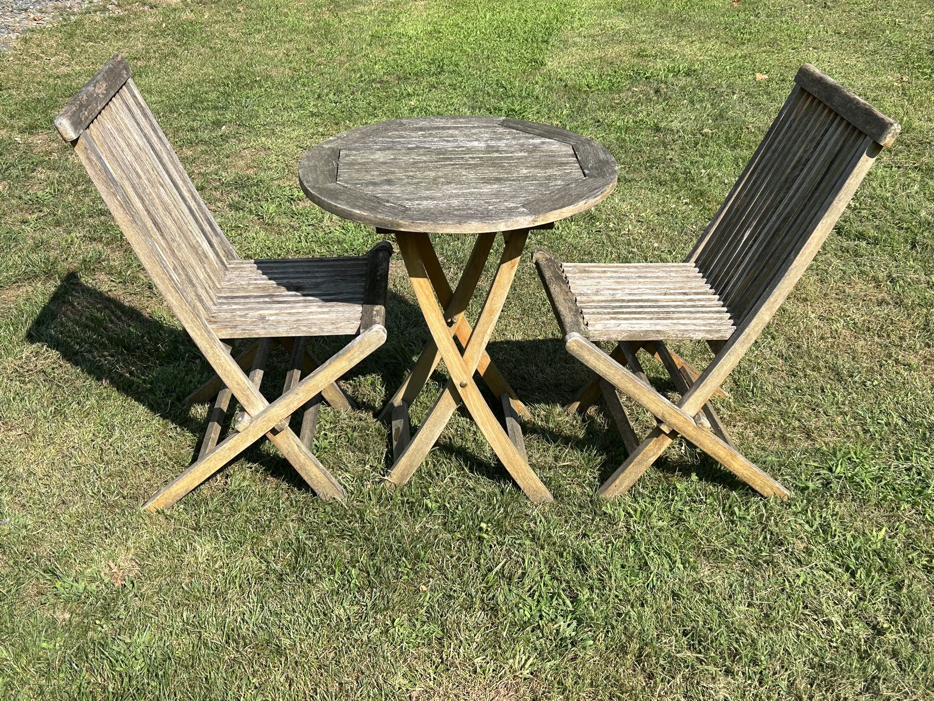 Beautiful Teak Bistro Set Table & 2 Chairs