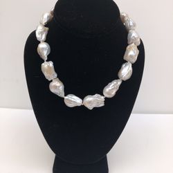 NECKLACE (ONE OF A KIND)