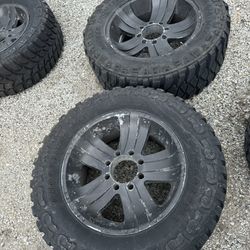 8x170 Ford Rims 20 By 12s On 35s