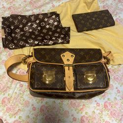 Louis Voitton Bag Wallet Scarf