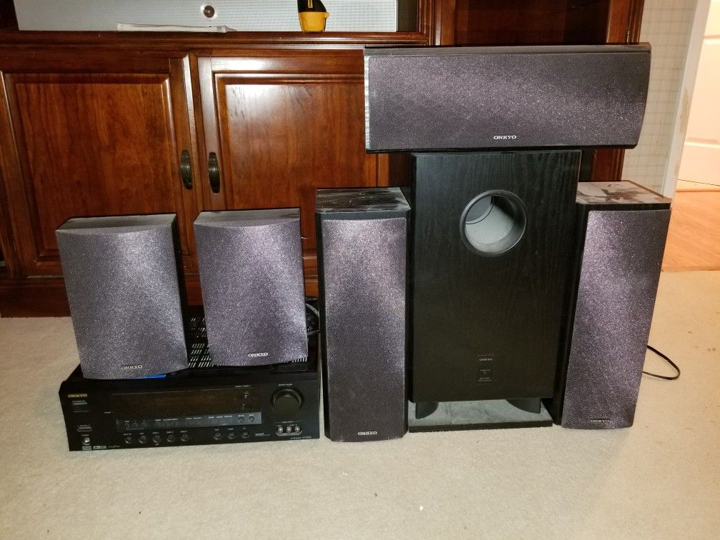 Onkyo reciever and speakers