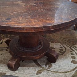 Round Oak Table / Dining Room With Chairs 