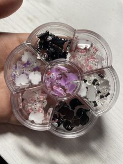 Hello Kitty Nail Charms 