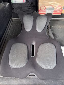 Lifted Lumbar Ergonomic Seat Cushion.