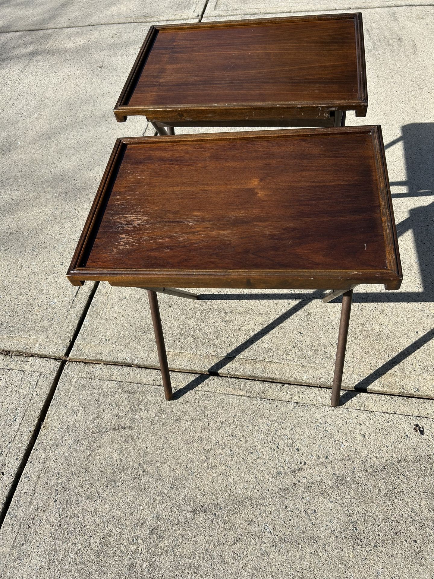 Tray Tables