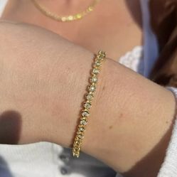 HUGE SALE!!!! 90% OFF… $160 Yellow Gold Moissanite Tennis Bracelet!!!