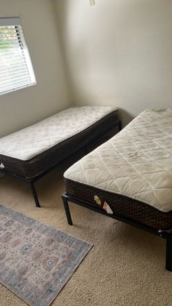 TWIN BEDS