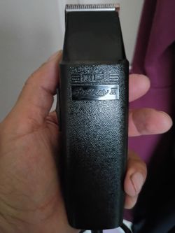 Andis styliner 2