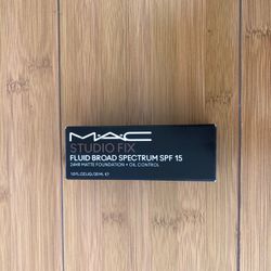 Sale Brand New MAC Studio Fix
