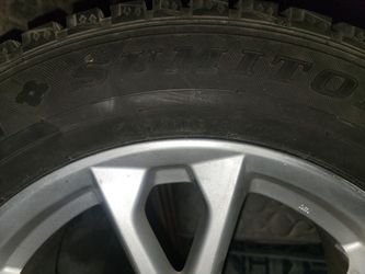 4 Rims And Tire.. (Snow) 245/60/18 SUMITOMO