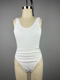 White Ribbed Scoop Neck Sleeveless Bodysuit Open Back Size Small