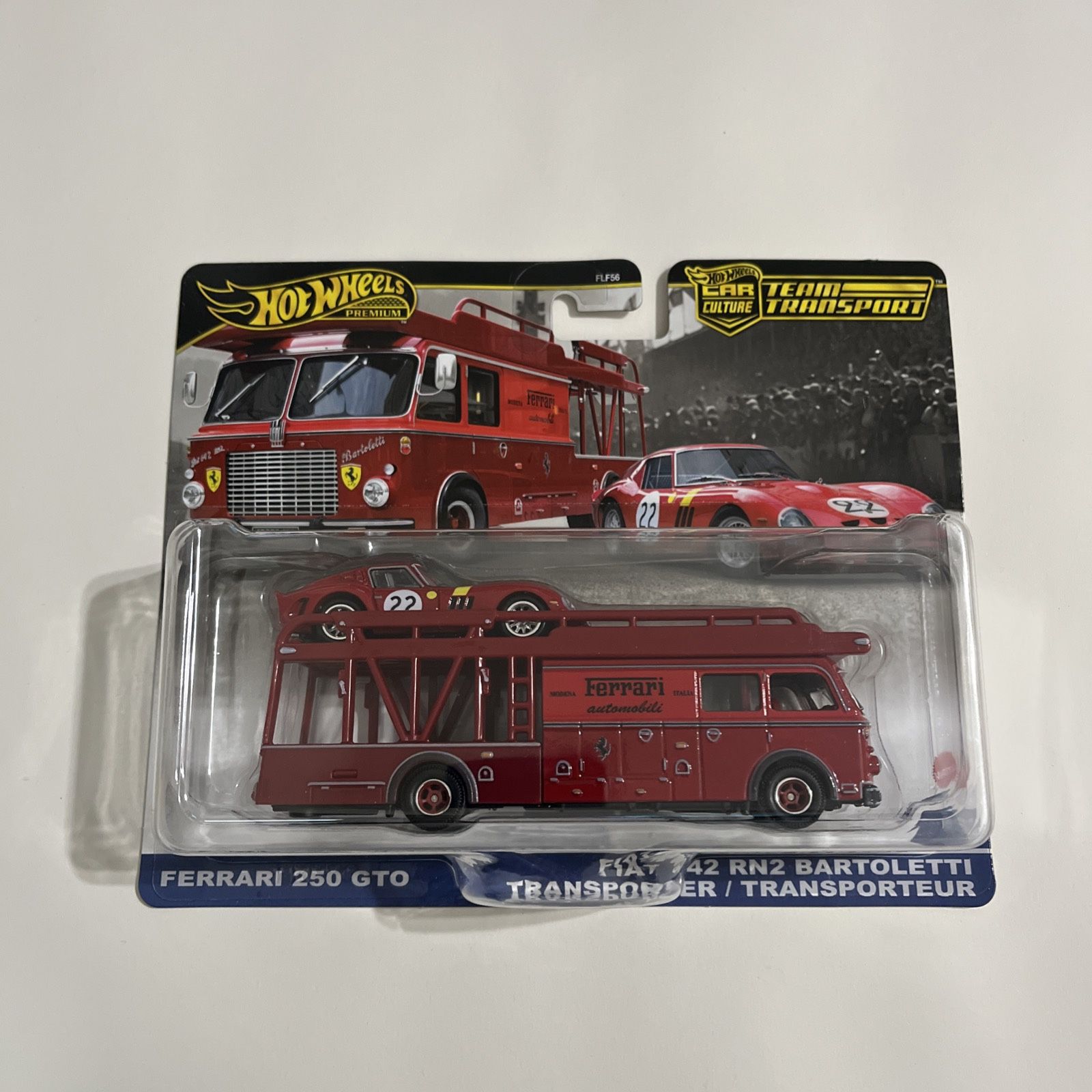 Hot Wheels Ferrari GTO Team Transport Premium