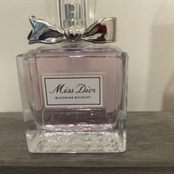 MISS DIOR BLOOMING BOUQUET/ Brand New 