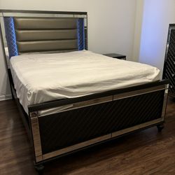 Queen Bedroom Set 