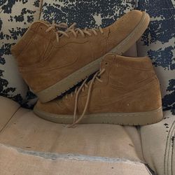Jordan 1 Retro High wheat (rarely Used) Send An Offer