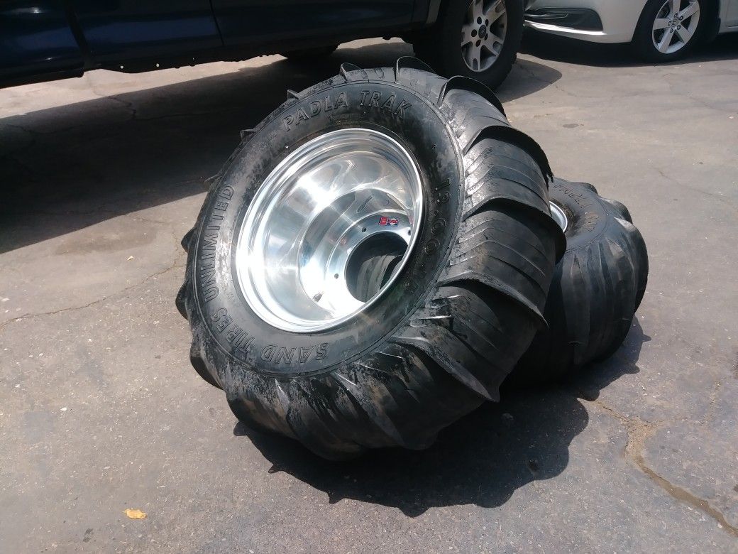 Sand tires unlimited 13.00 x 15 on dwt Douglas vw wide 5 wheels