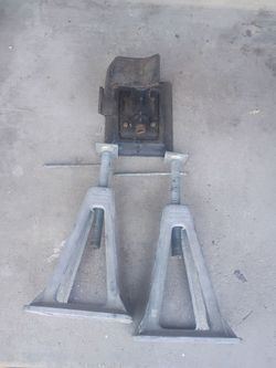 Camper Jack Stands and one Jack