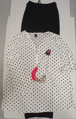 Set Blouse EMERY ROSE XL & Black Pants Size 14 Petite  Plus PaGreat Condition Pre-owned PICK UP ONLY MAYWOOD CA 90270