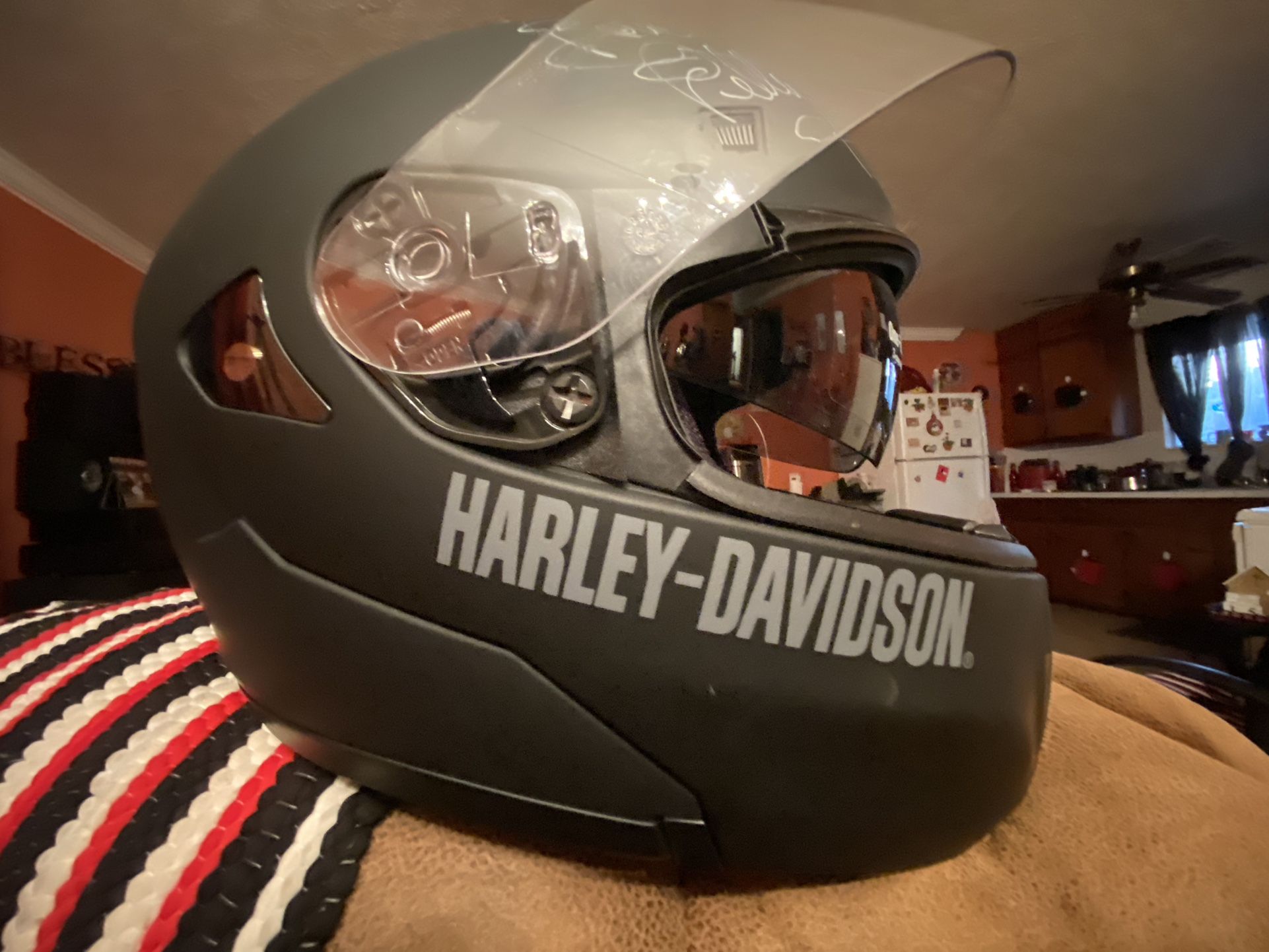 Holiday Woodson Signature Helmet)New