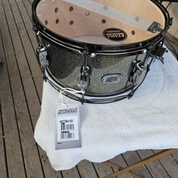 Tama Snare Drum 13x7 W/ Case & More 