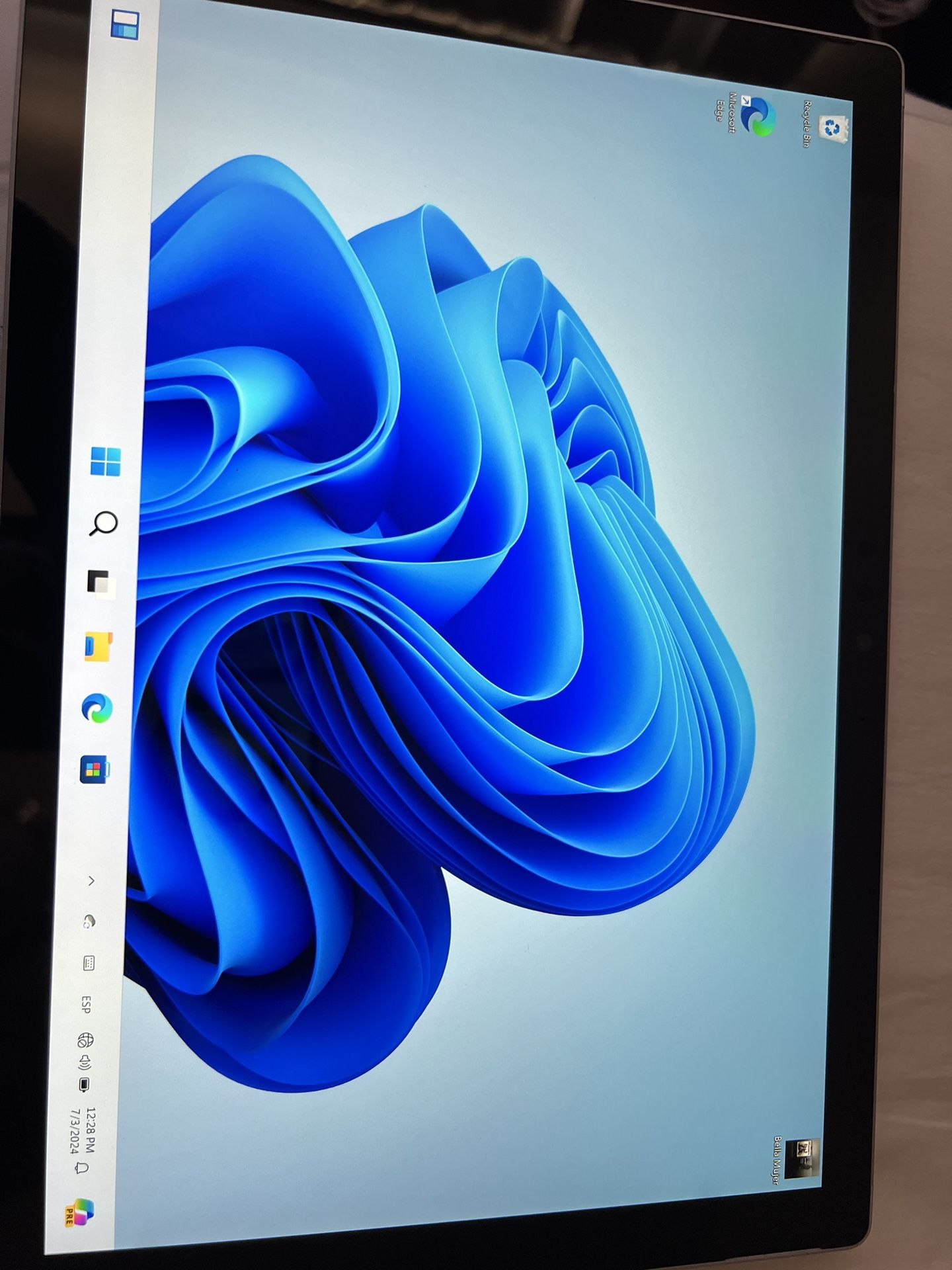 Microsoft Surface Pro 6 i5-8th Gen/8GB/256GB Wi-Fi Only Platinum