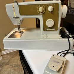 Nelco Sz-217 Sewing Machine, All Steel Made In Japan