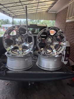 ram 1500 5.7 hemi 2012 rims size 22