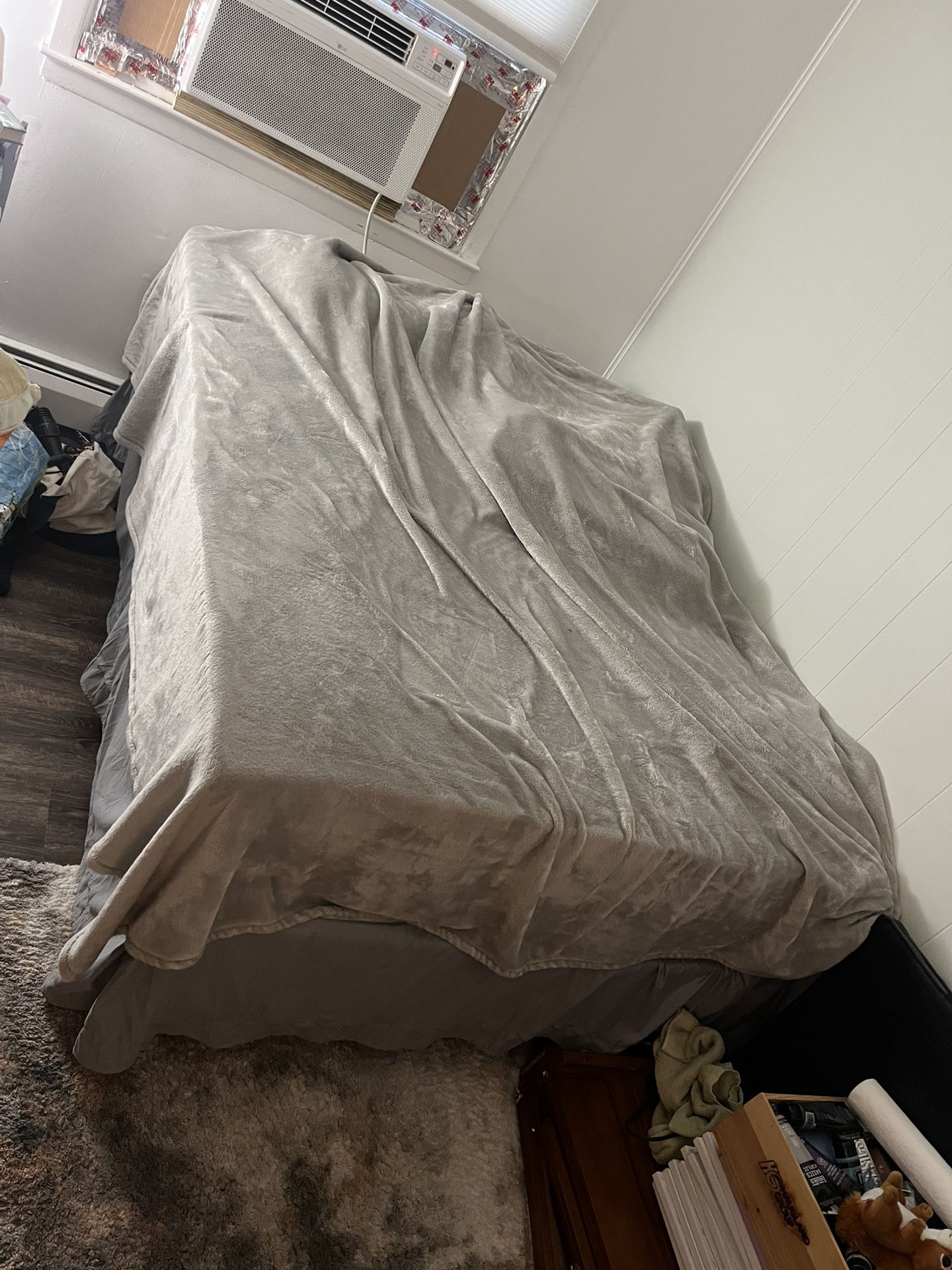 Free Mattress, Box Spring, Bed Frame