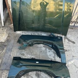 03-06 Chevrolet Silverado Fenders & Hood
