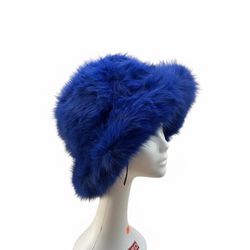 Stylish plush bucket hat