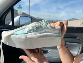 Women’s vans