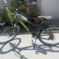BENOTTO FS 800 MOUNTAIN BIKE 